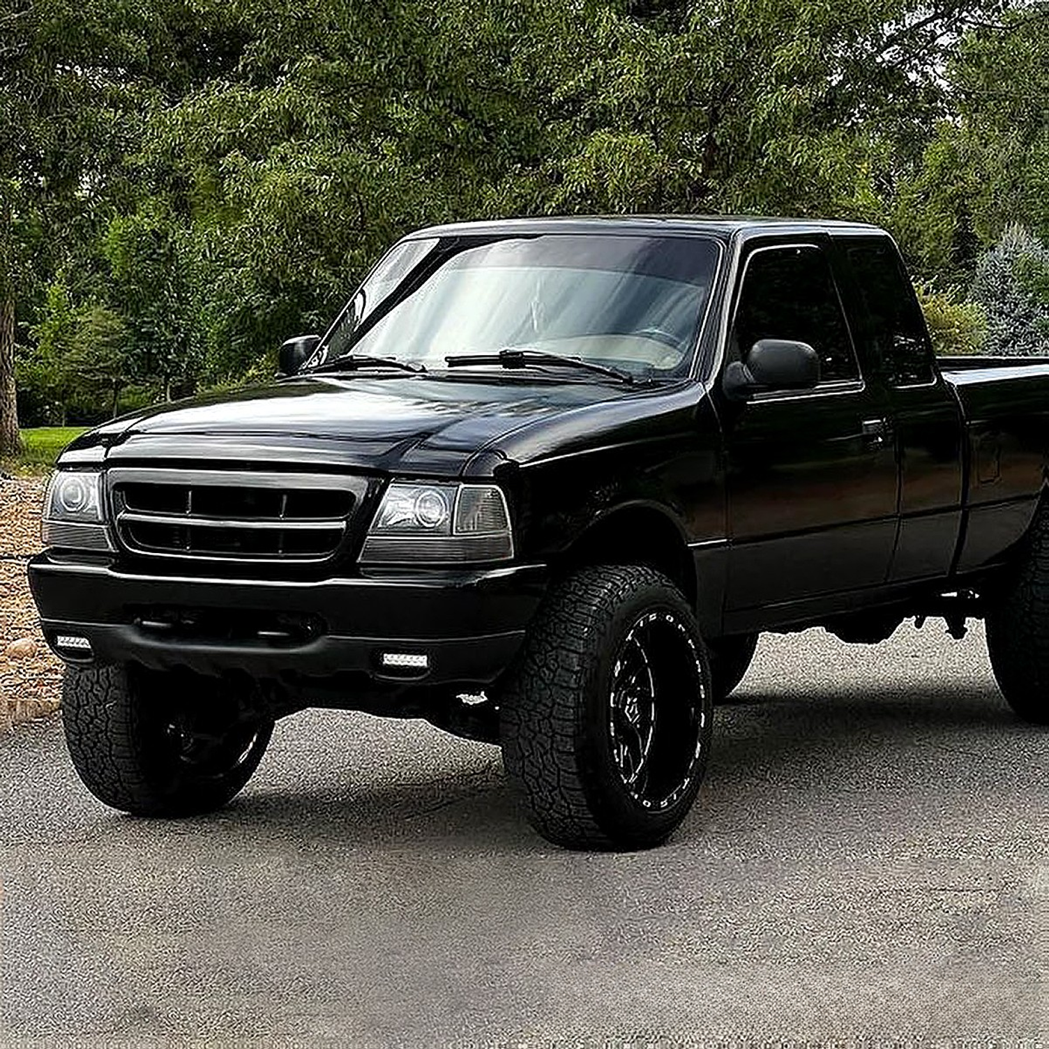 Spec-D Tuning Black Halo Rim Projector Headlights Compatible with 1998-2000 Ford Ranger, Left + Right Pair Headlamps Assembly - Image 2
